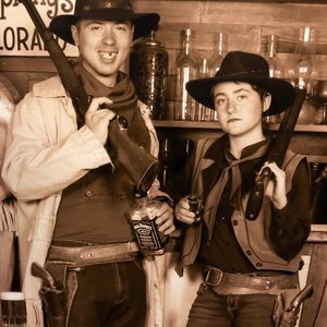 Meet your Posher, Addison